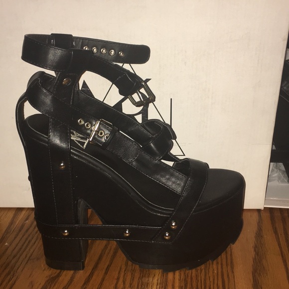 Dollskill platforms - Picture 3 of 4